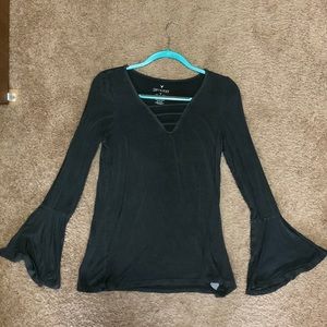 Gray long sleeve shirt